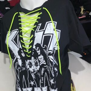 kiss lace up top